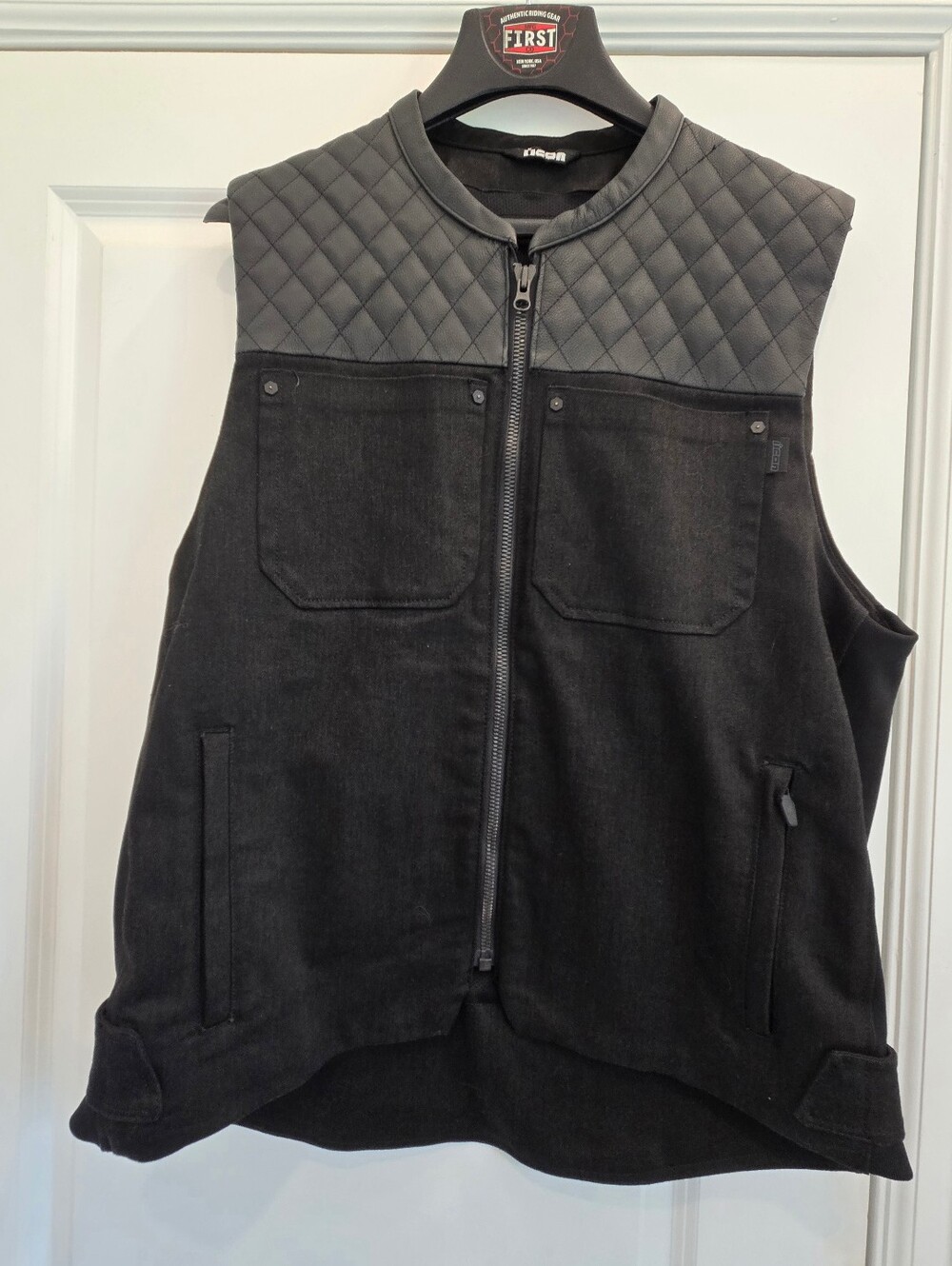 ICON Chamonix D3O Motorcycle Denim Vest Men’s XL Black Leather